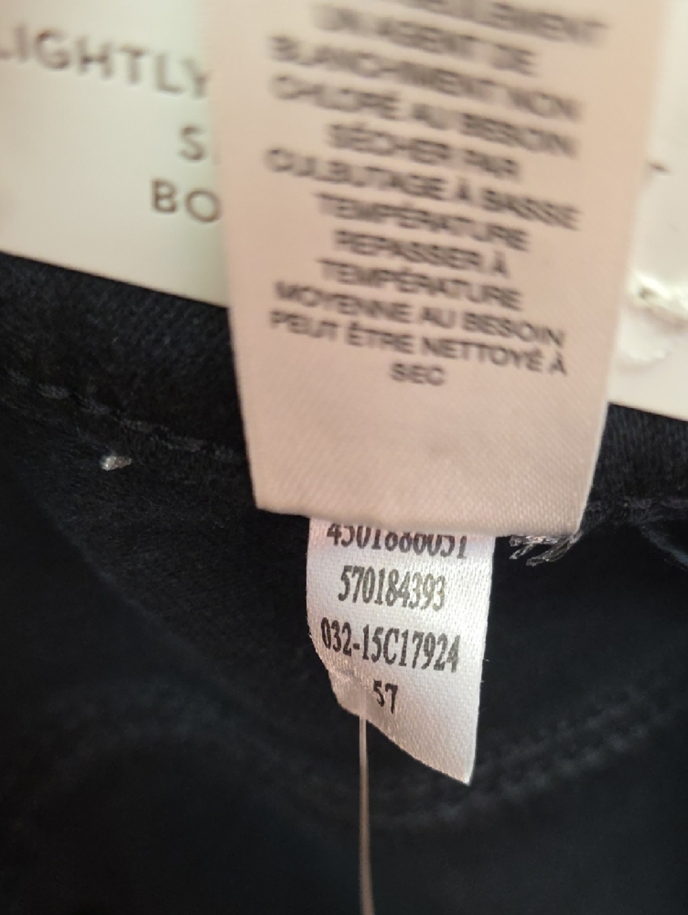 Chico's Platinum Barely Boot Black Stretch Denim 32” Ins Size 3.5 (18) NEW - Picture 14 of 14